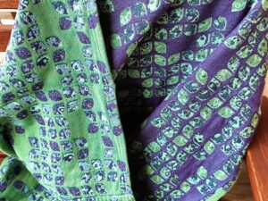 Yaro Petals Ultra Blue Violet Green Seacell loop M
